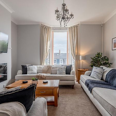 Rosemill - Large Pet Friendly Home With Off Road Parking Whitby Kültér fotó