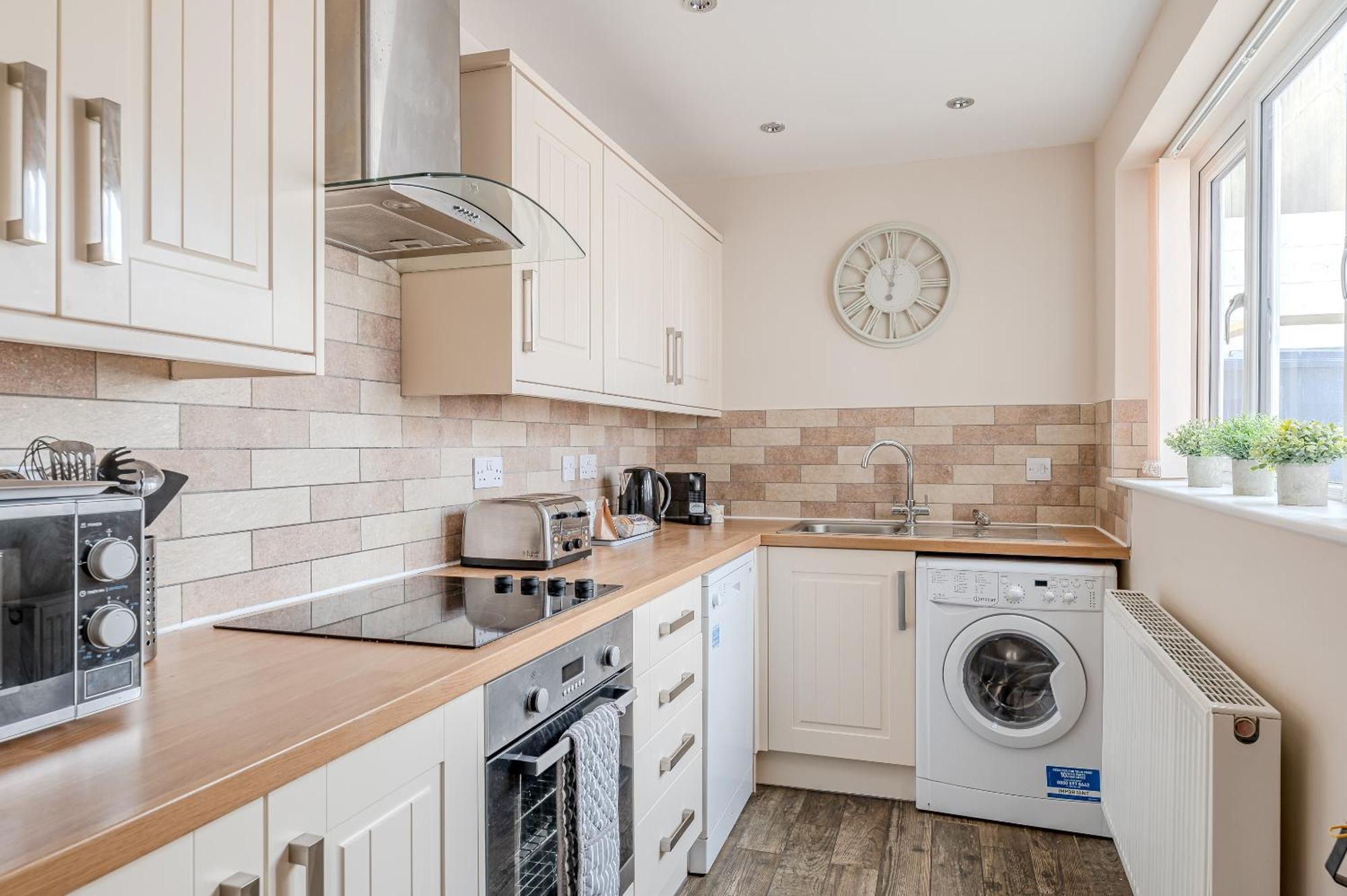 Rosemill - Large Pet Friendly Home With Off Road Parking Whitby Kültér fotó