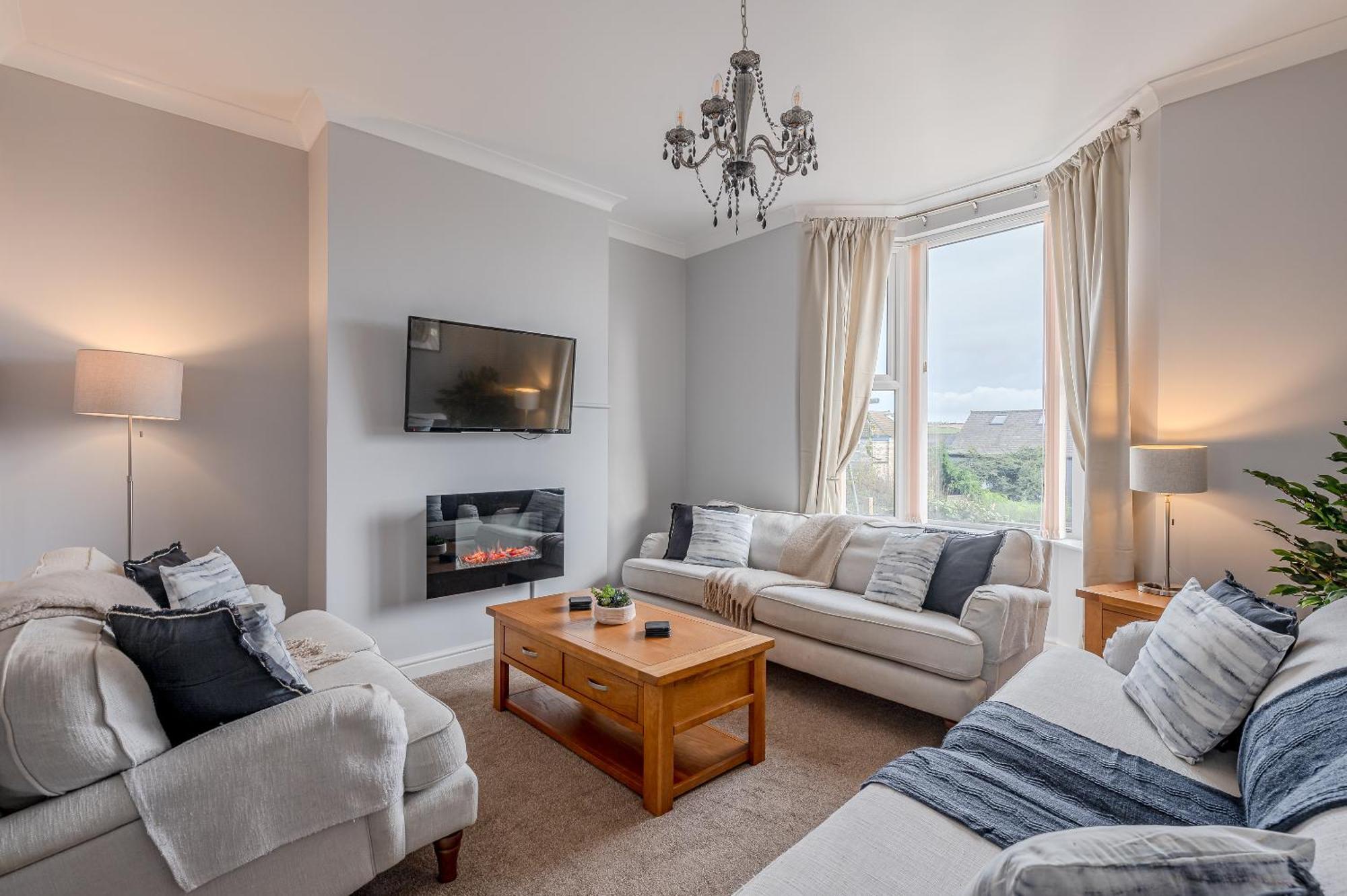 Rosemill - Large Pet Friendly Home With Off Road Parking Whitby Kültér fotó